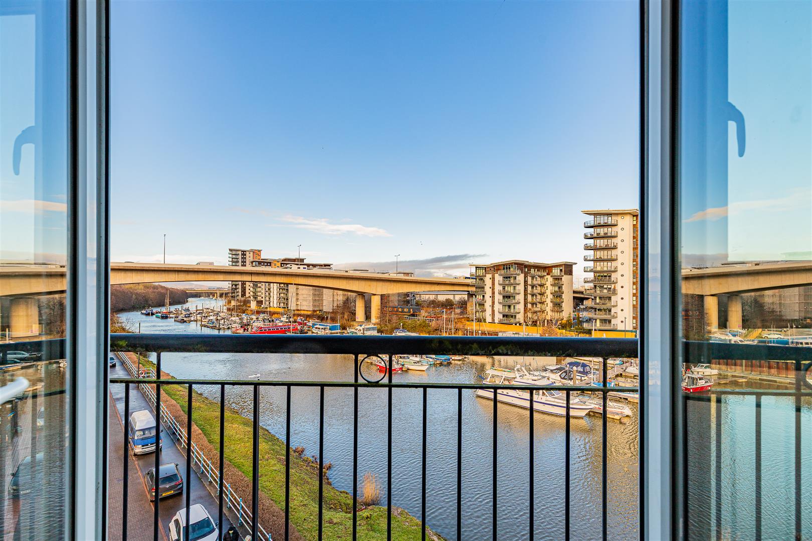 River Walk, Penarth Marina, Penarth. — photograph 5